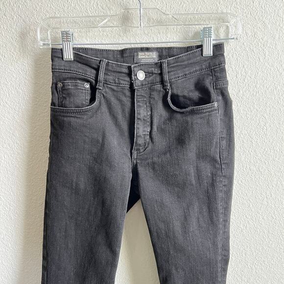 Zara Trafaluc Denim Crop Bootcut Jeans Women's 2 Black Raw Hem Mid Rise Cotton - Picture 2 of 7